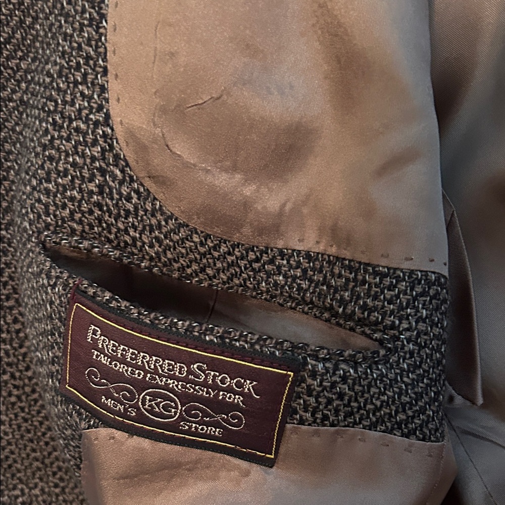 Men's Brown Textured Sport Coat - Tailored Single-Breasted Blazer - Picture 10 of 15